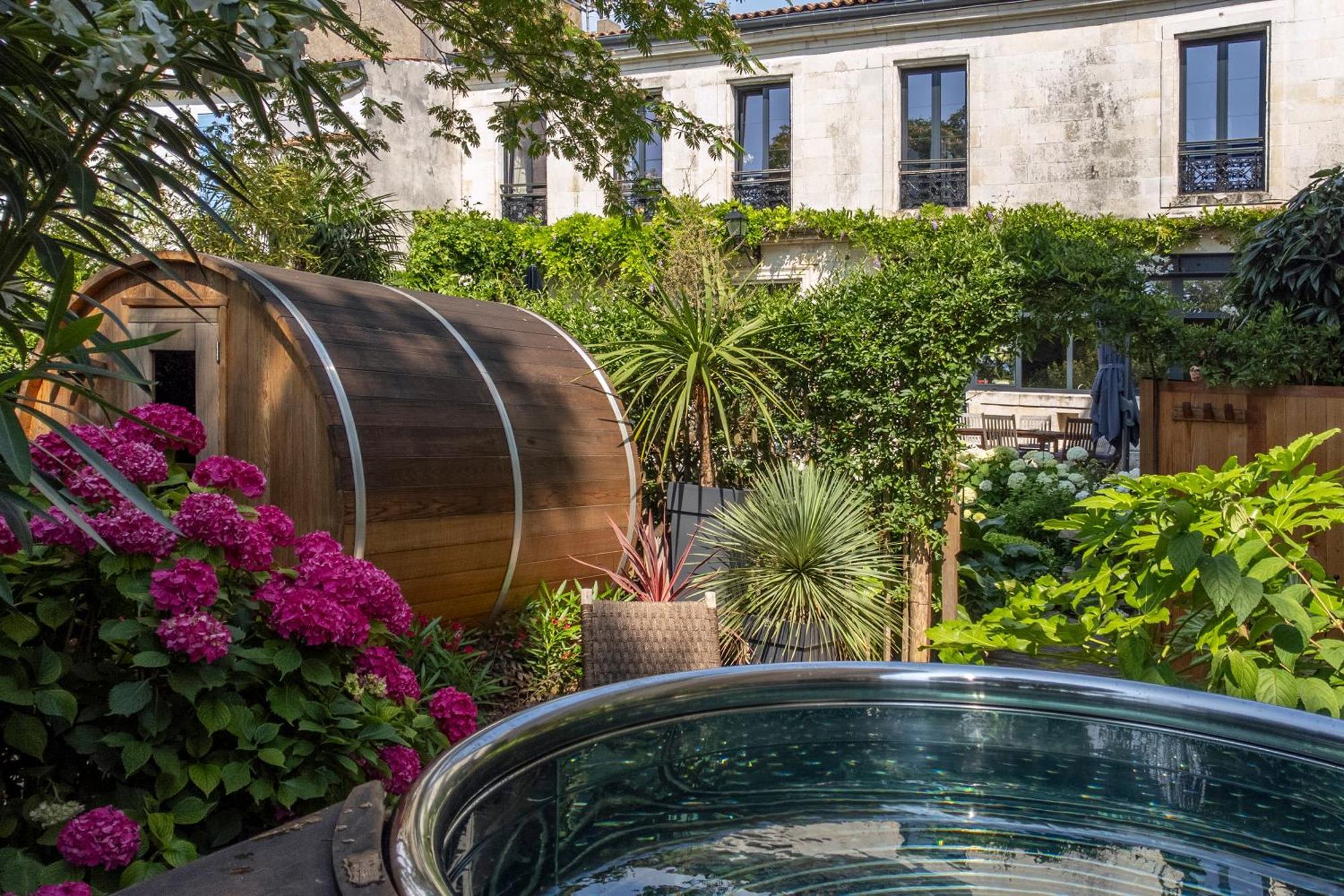 Escale Rochelaise B&B, Spa Bain Nordique Et Sauna Tonneau La Rochelle  Luaran gambar