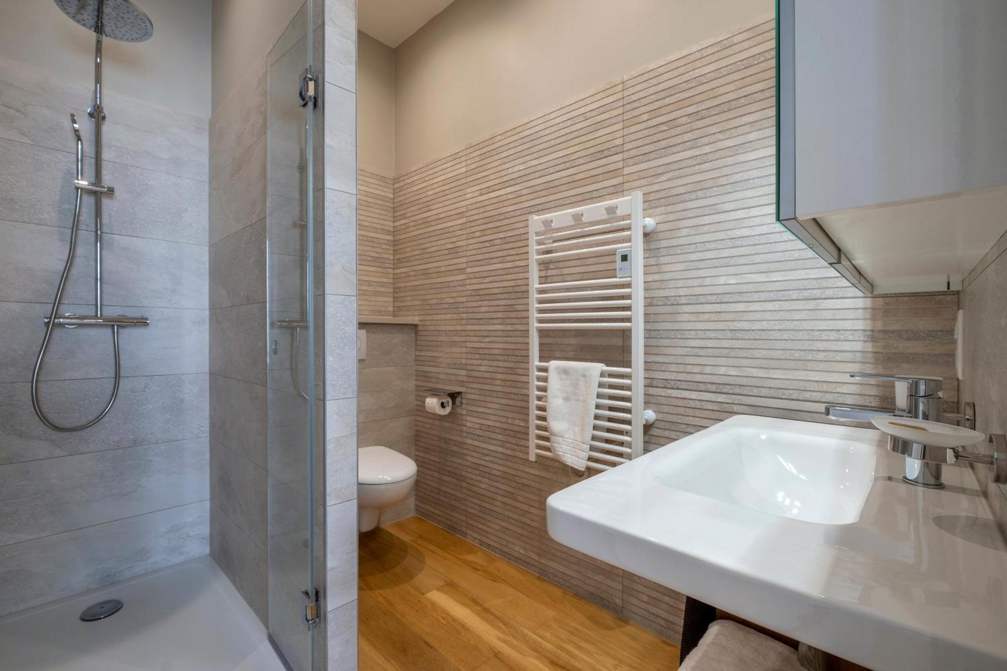 Escale Rochelaise B&B, Spa Bain Nordique Et Sauna Tonneau La Rochelle  Luaran gambar